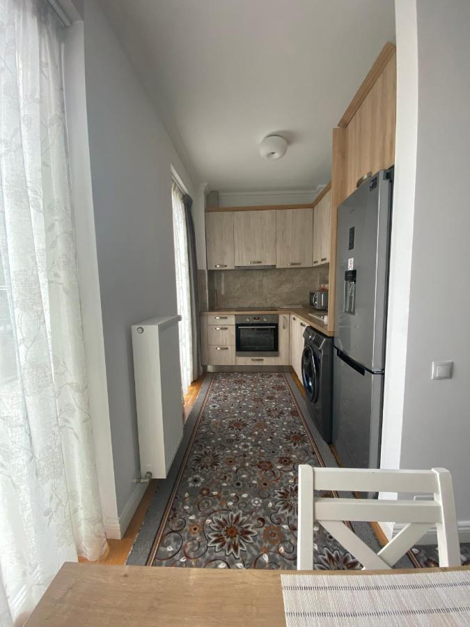 Lunafan Apartment Cluj-Napoca Eksteriør bilde
