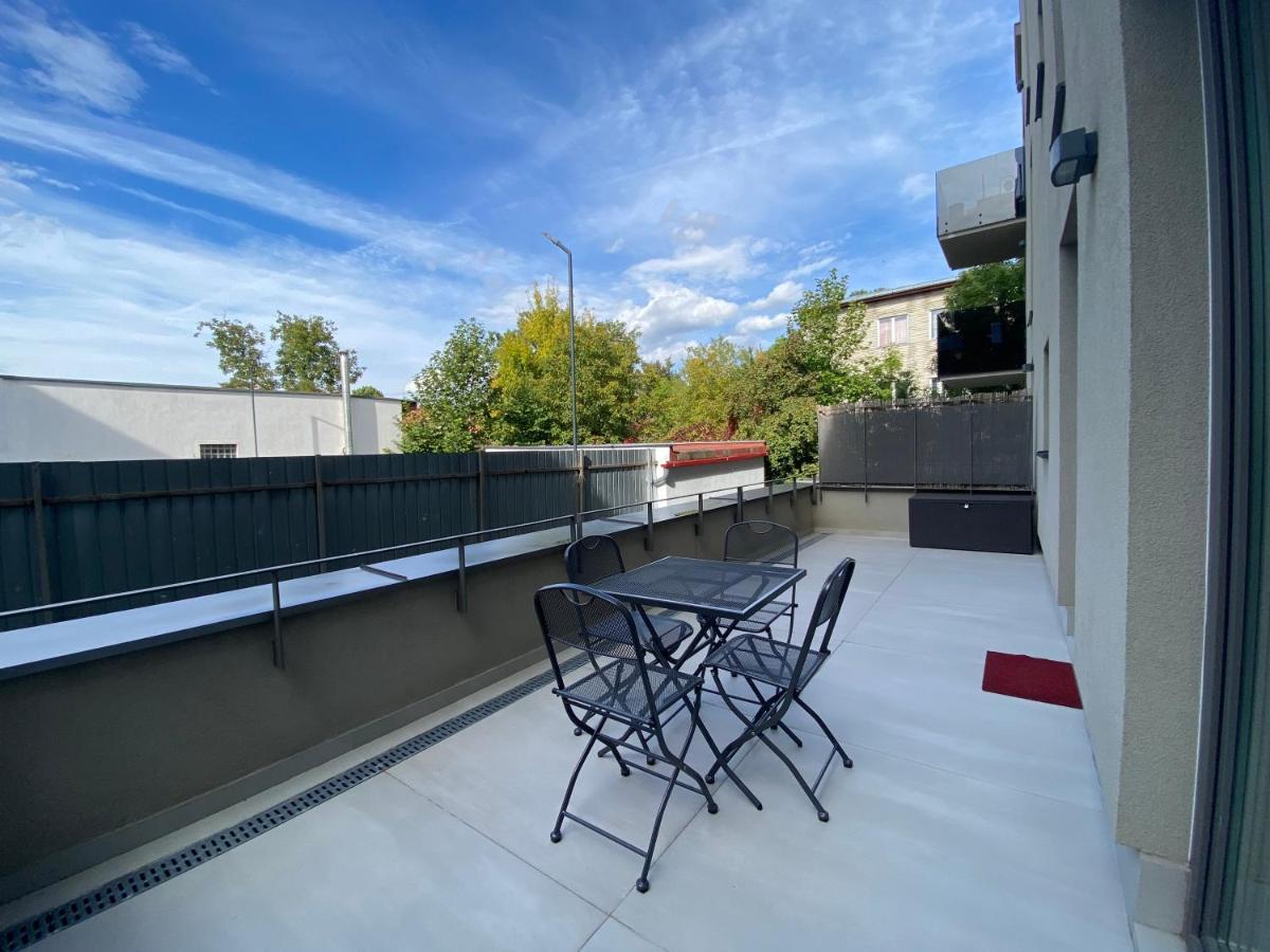 Lunafan Apartment Cluj-Napoca Eksteriør bilde